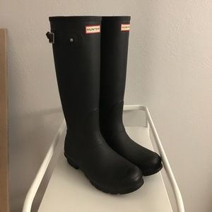 Black Hunter Boots